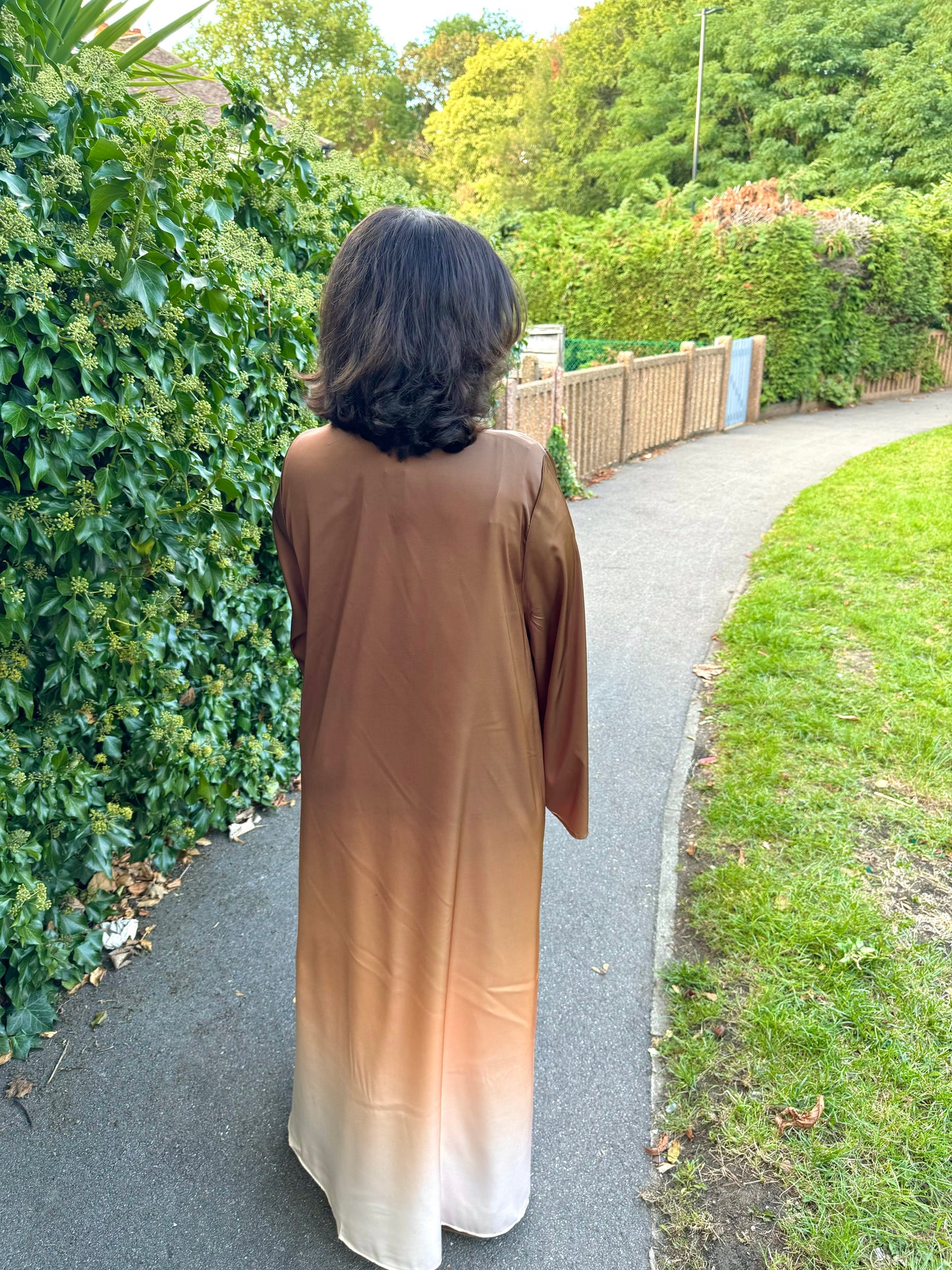 ZYLA OMBRE SILK ABAYA